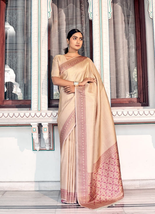 Peach Kanjivaram Silk Saree with Contrast Dark Border