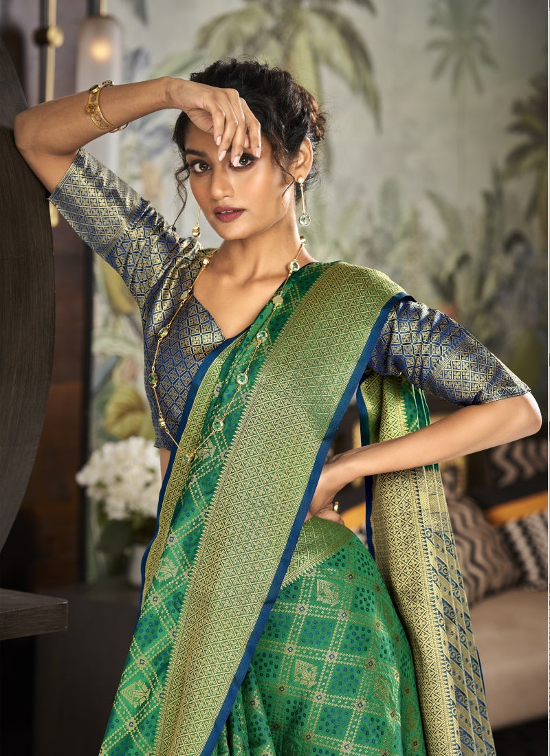 Green Silk Patola Handloom Weave Saree-2