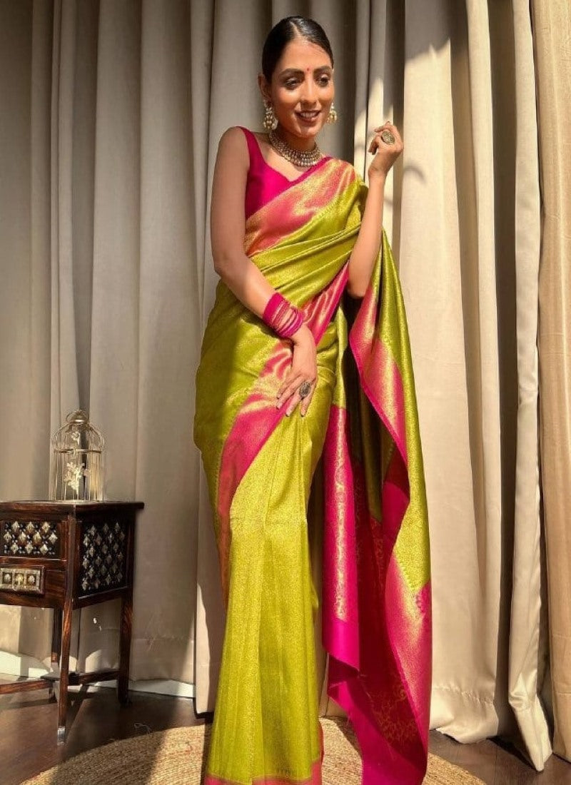 Pista Green Banarasi Silk Saree With Resham Work