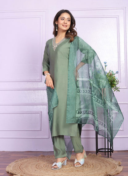 Green Silk Salwar Suit With Embroidery Work-2