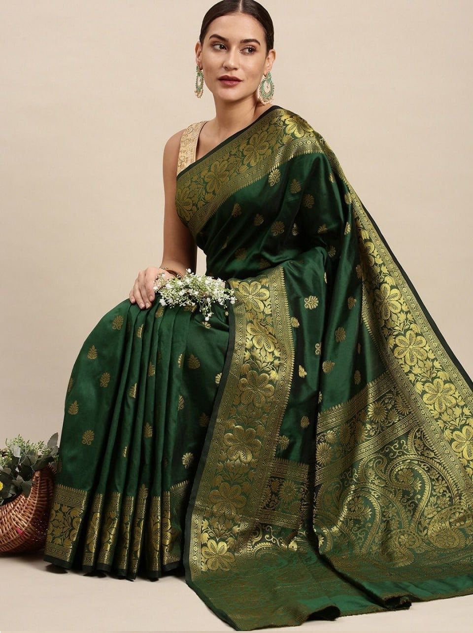 Dark Green Banarasi Silk Saree With Resham Work