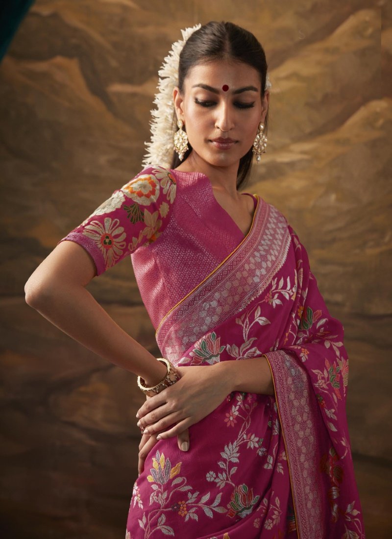 Magenta Banarasi Silk Paithani Saree With Resham Work-2