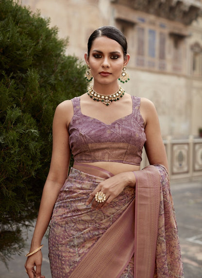 Light Purple Silk Saree With Contrast Border and Zari Work