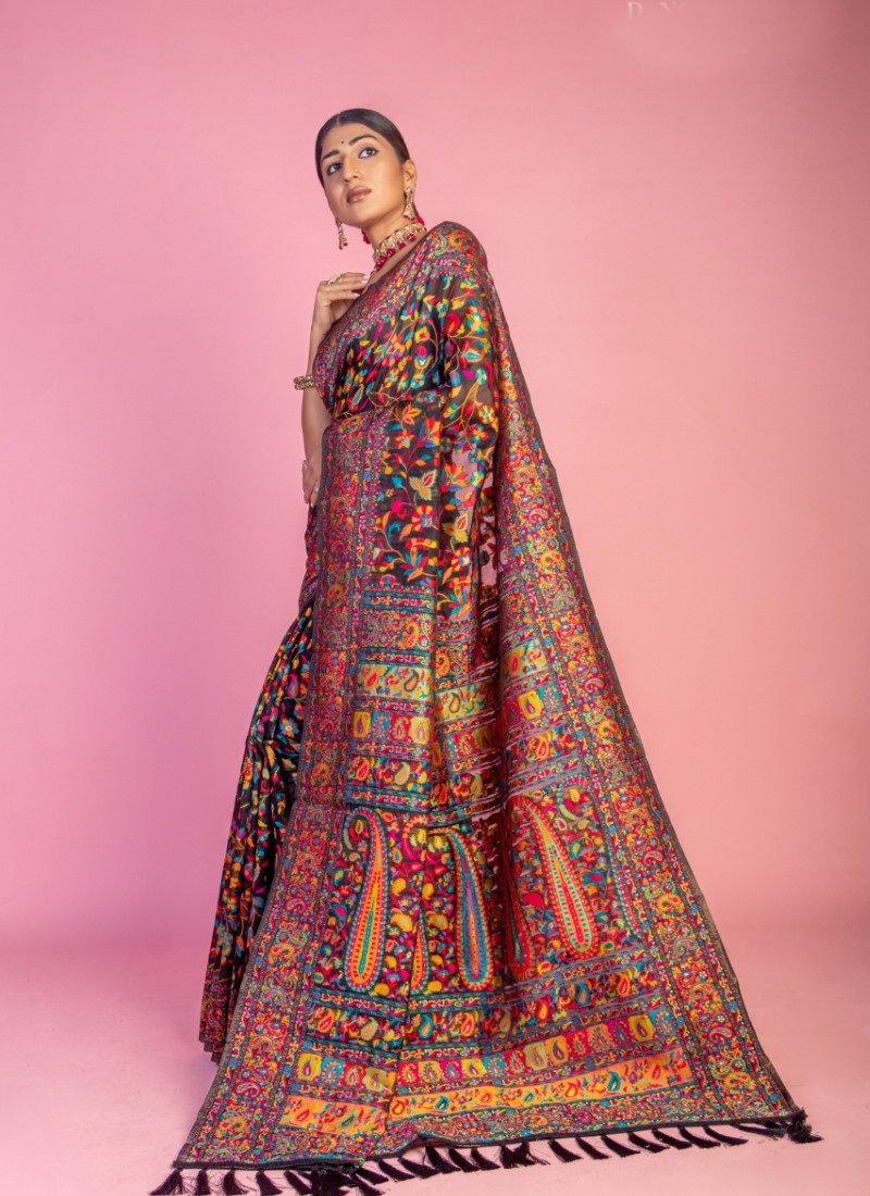 Black Pashmina Saree With Handloom Weaving