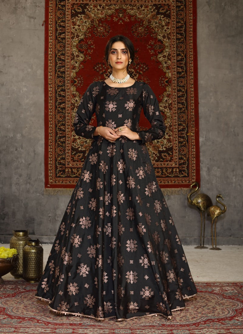 Black Taffeta Silk Anarkali Gown With Sequins and Embroidery Work-2