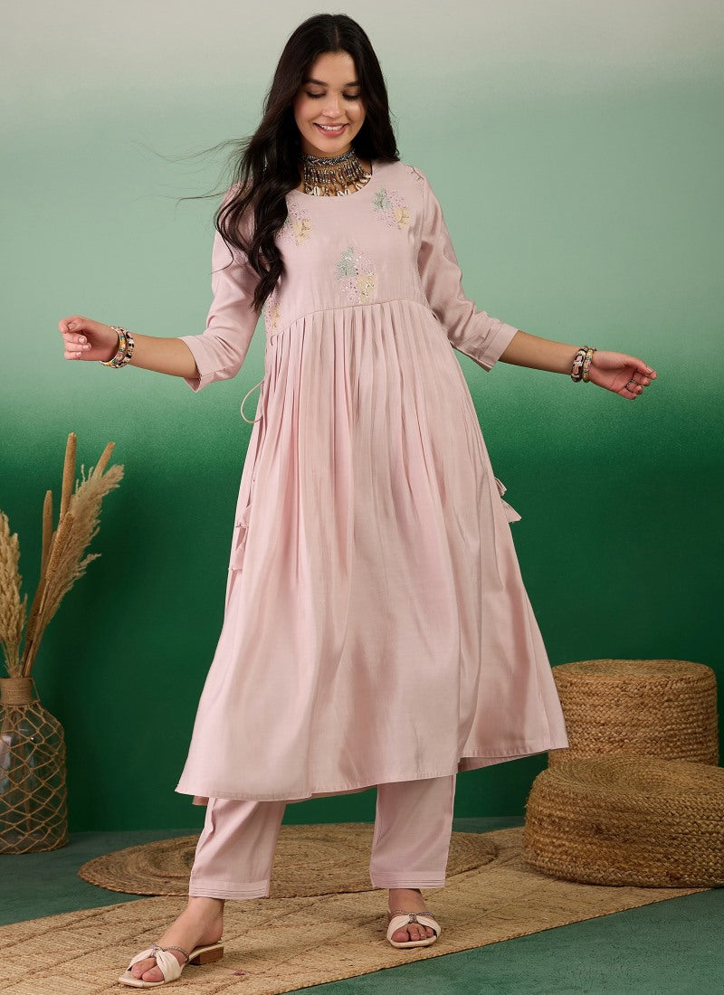 Peach Pure Muslin Kurta Set With Embroidered Work