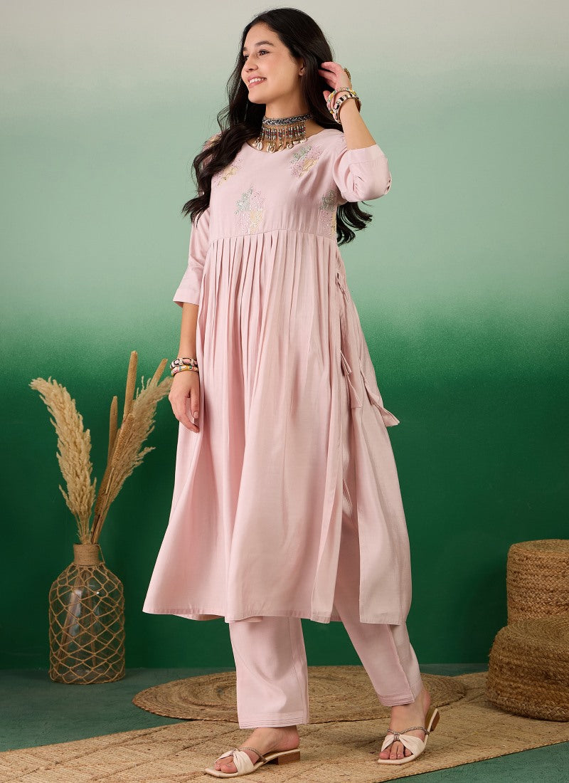 Peach Pure Muslin Kurta Set With Embroidered Work