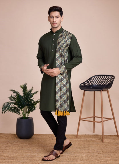 Green Silk Kurta Pajama With Embroidery and Sequins Work