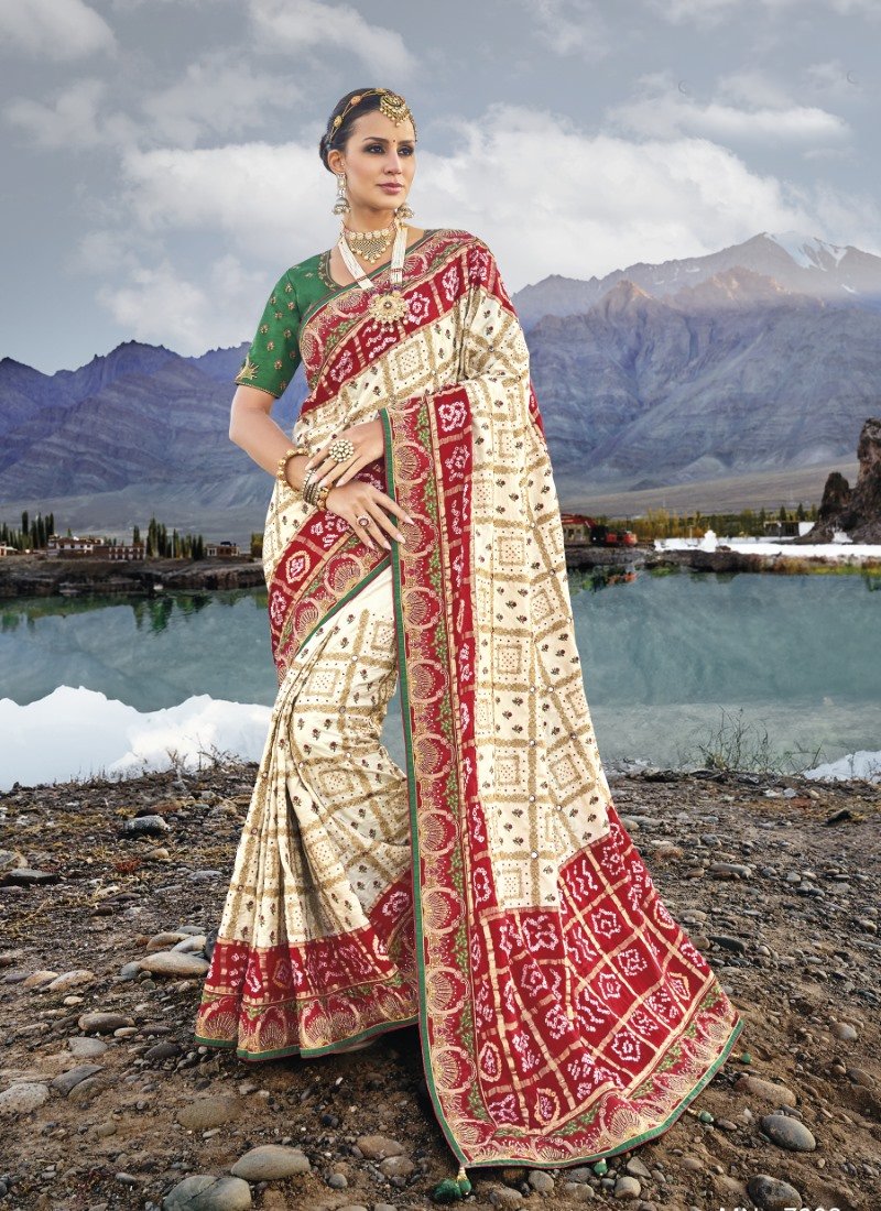 Off White Kacchi Bandhani Saree