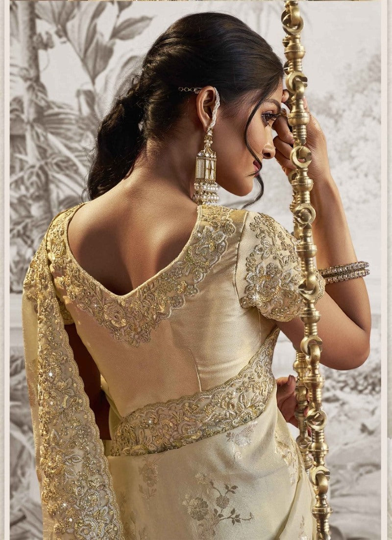 Off White Wedding Saree With Embroidery and Zari Work-2