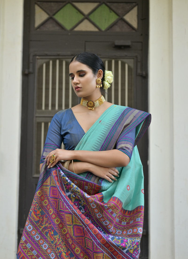 Sea Green Silk Handloom Saree With Handwoven Work