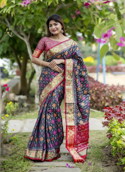 Black Banarasi Silk Saree With Resham Work