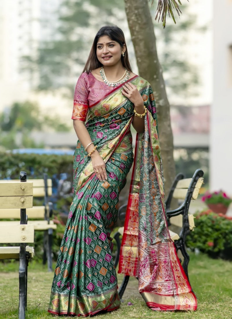 Green Banarasi Silk Saree With Resham Work