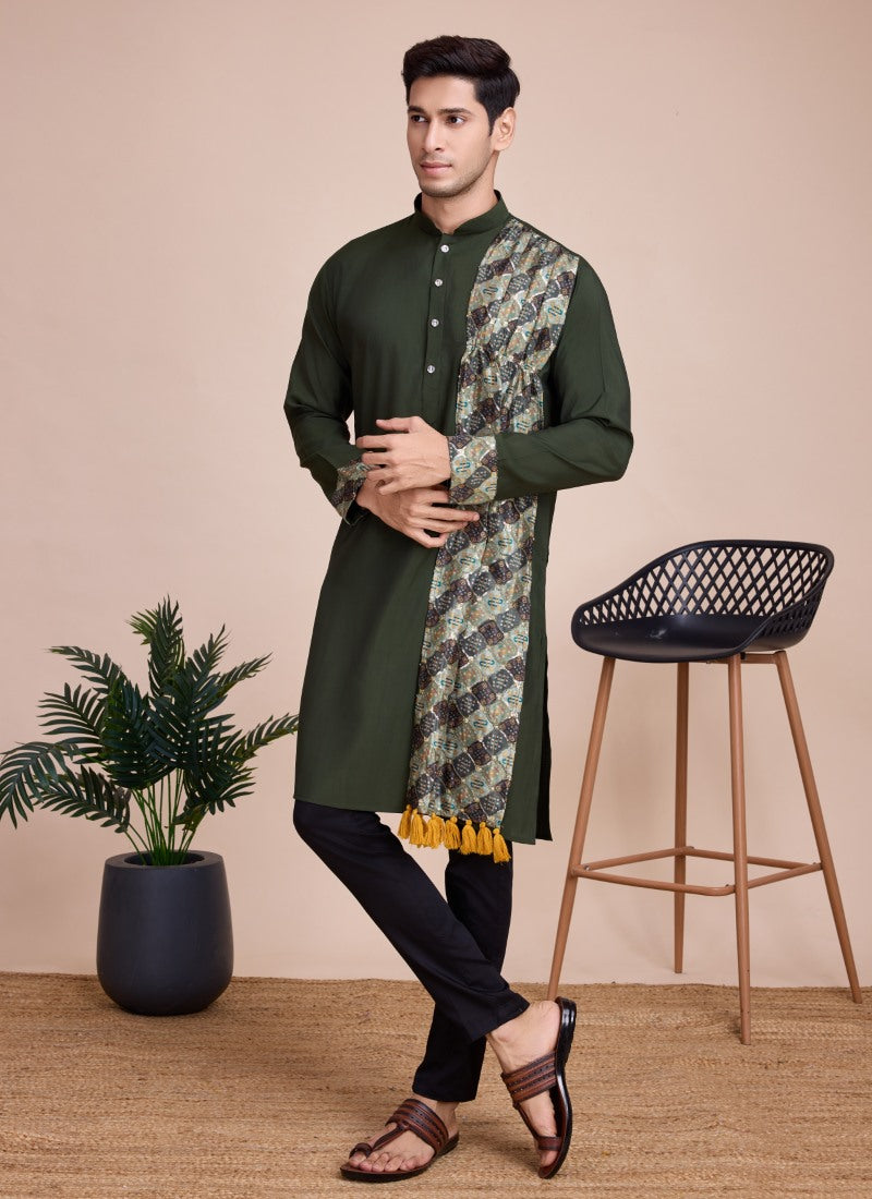 Green Silk Navratri Kurta Pajama With Sequins and Embroidery Work