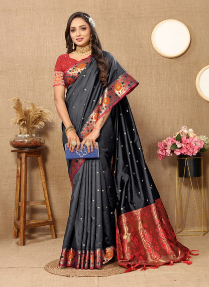 Black Paithani Silk Saree With Zari Work